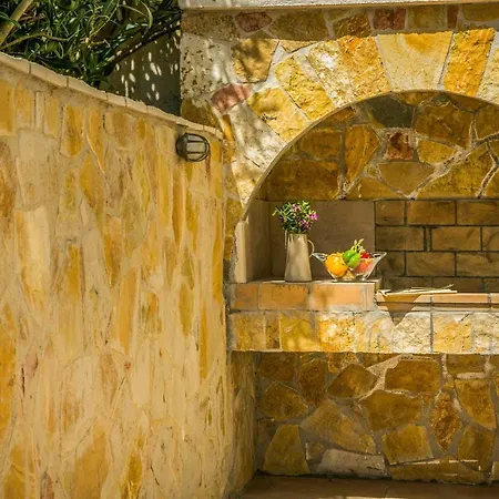 Villa Azure Spathíon